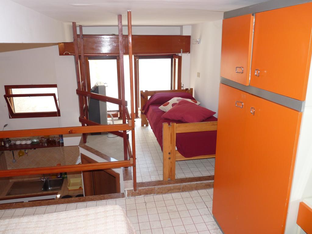 Agenzia Aprea Appartamenti Ponza Room photo